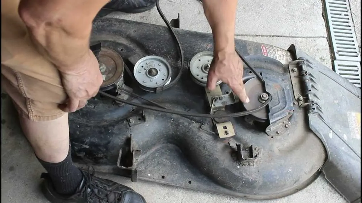 huskee riding mower drive belt diagram
