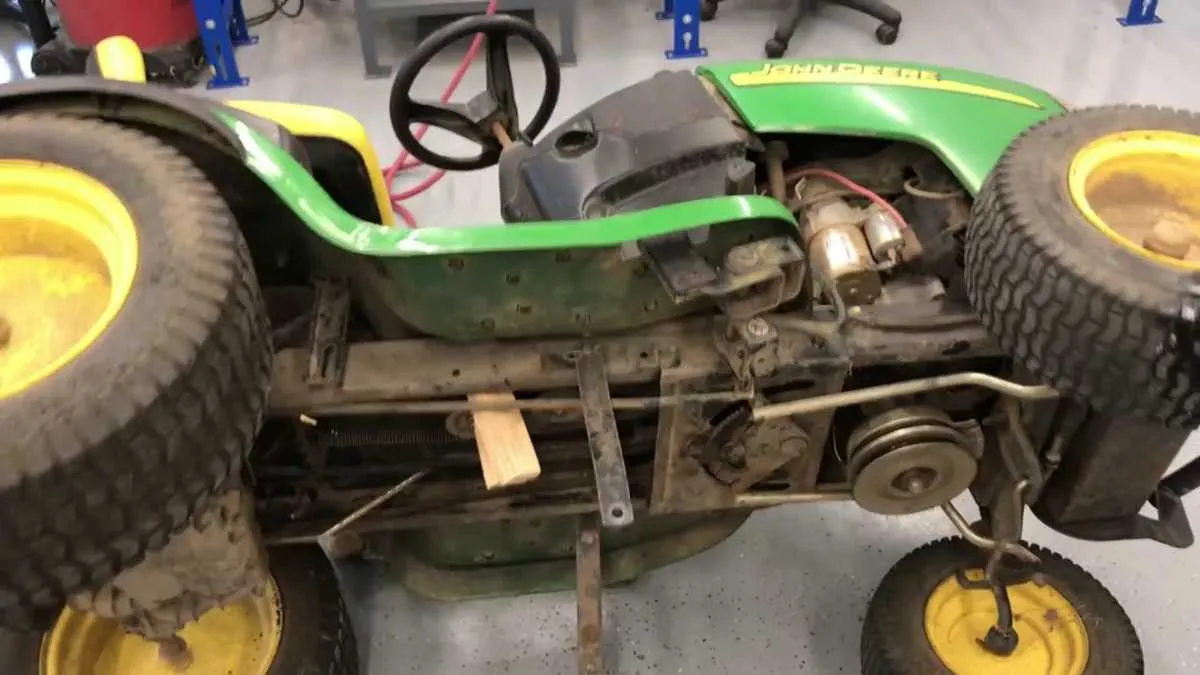 john deere lt133 transmission belt diagram