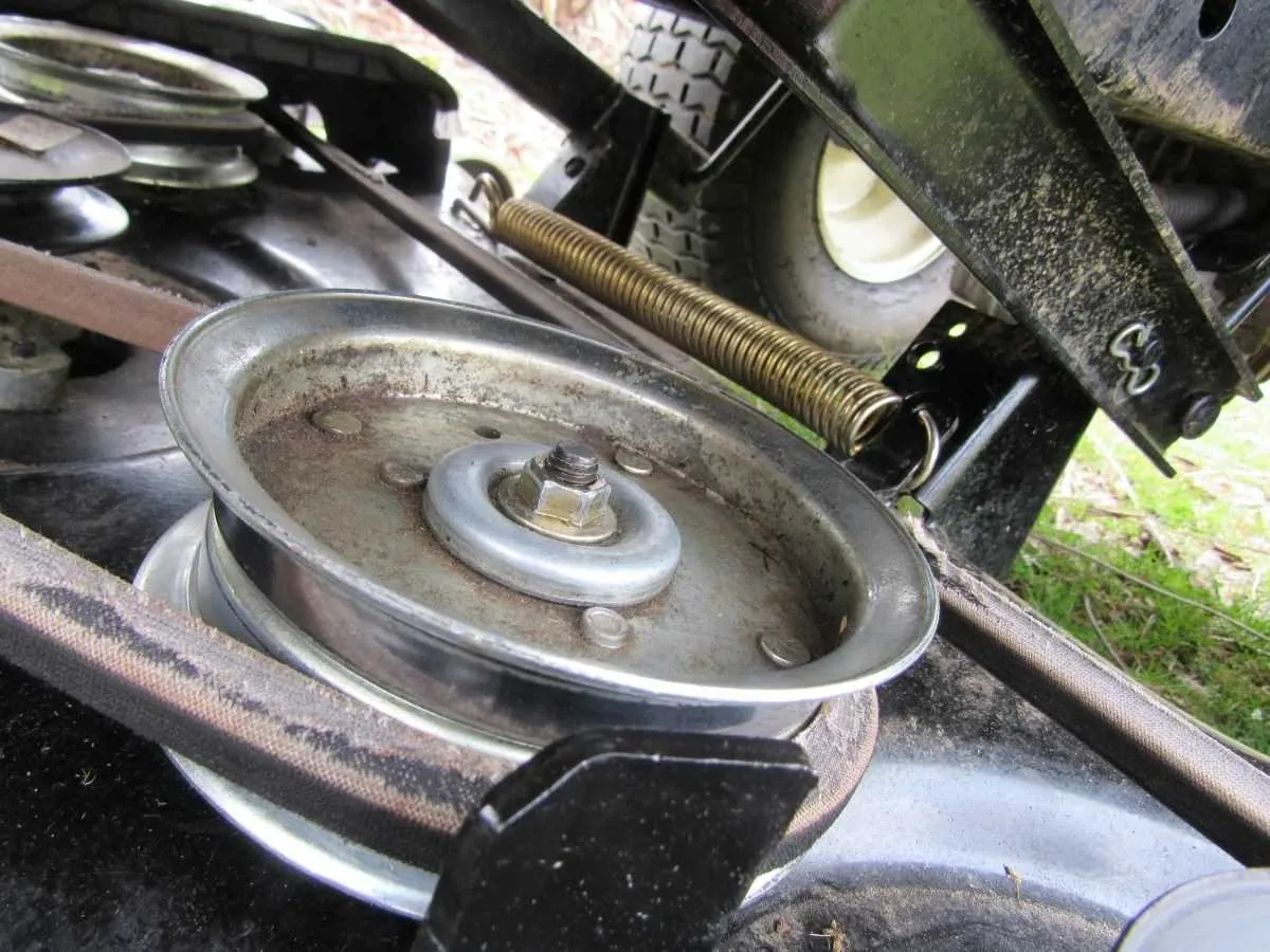 cub cadet drive belt tension spring diagram